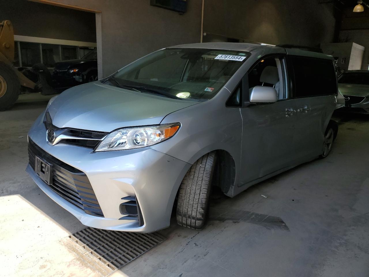 5TDKZ3DCXLS045002 2020 Toyota Sienna Le