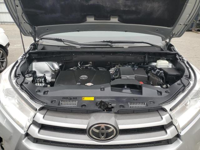 2019 Toyota Highlander Se VIN: 5TDKZRFHXKS299951 Lot: 57118884