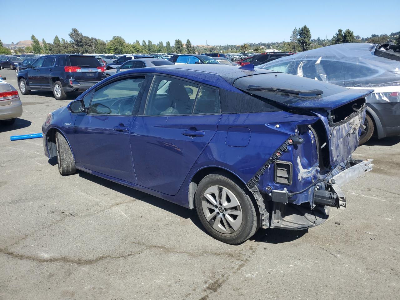 2018 Toyota Prius vin: JTDKARFU4J3546160