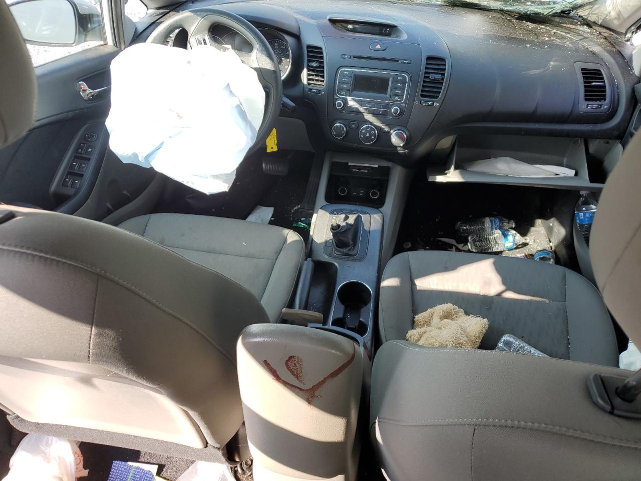 KNAFK4A66F5410003 2015 Kia Forte Lx