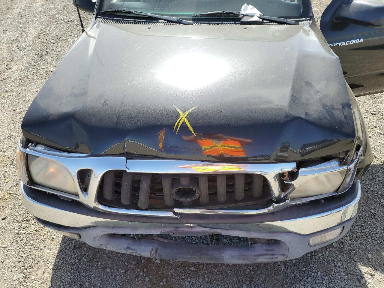 5TENL42NX2Z124714 2002 Toyota Tacoma