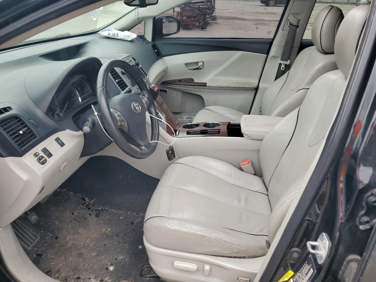 4T3ZK3BB0AU023230 2010 Toyota Venza