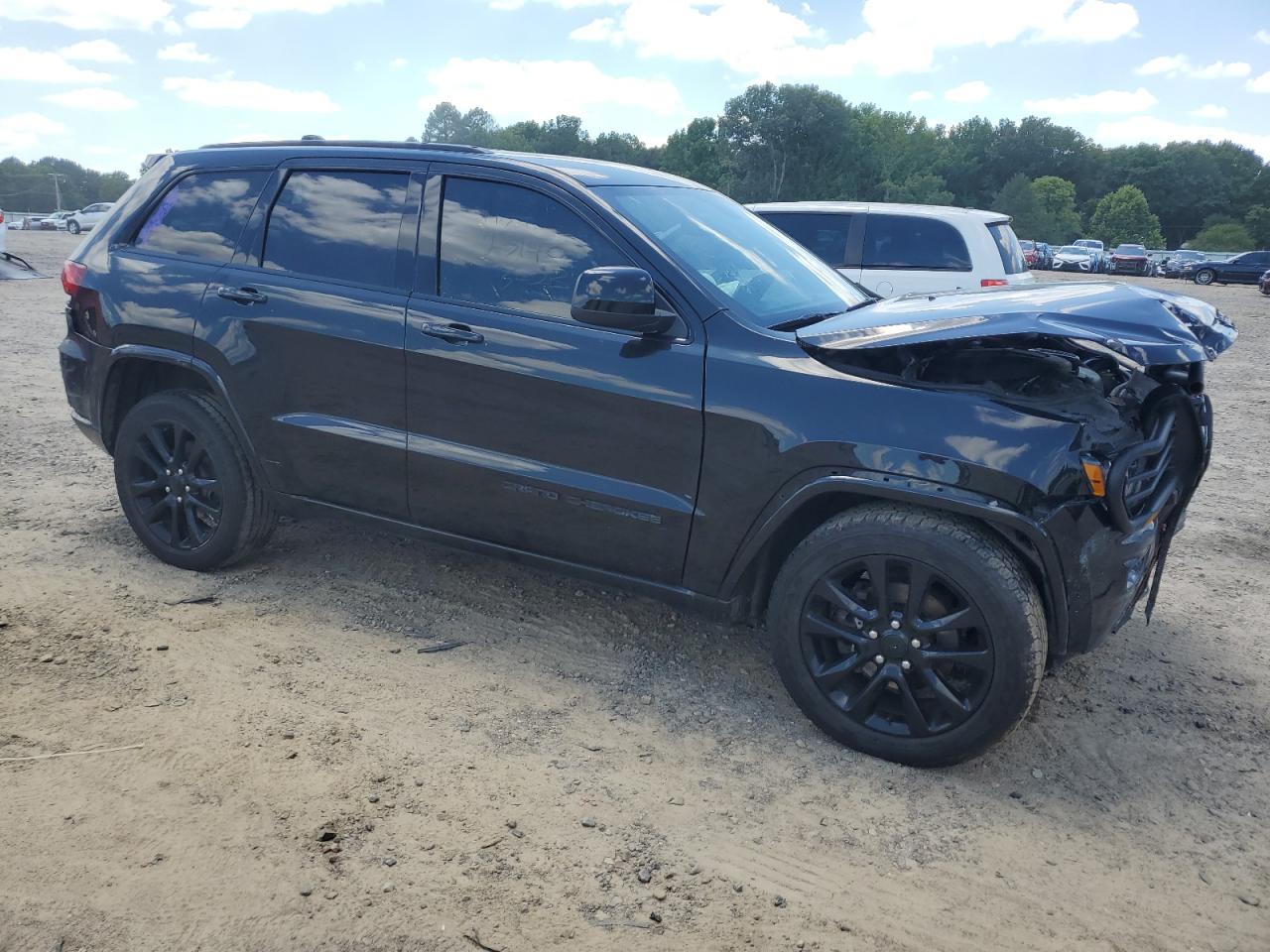 2018 Jeep Grand Cherokee Laredo vin: 1C4RJFAG9JC342761