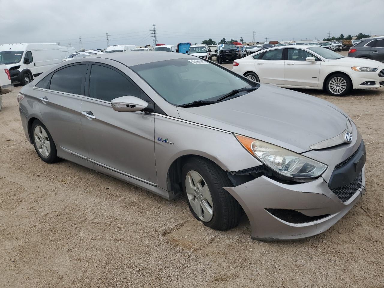 2012 Hyundai Sonata Hybrid vin: KMHEC4A40CA042247