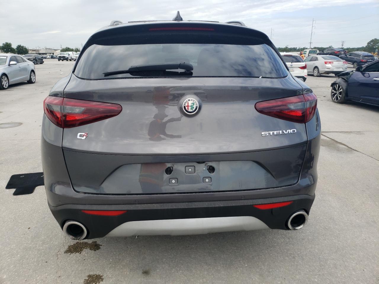 ZASFAKNN5J7C00413 2018 Alfa Romeo Stelvio Ti Sport