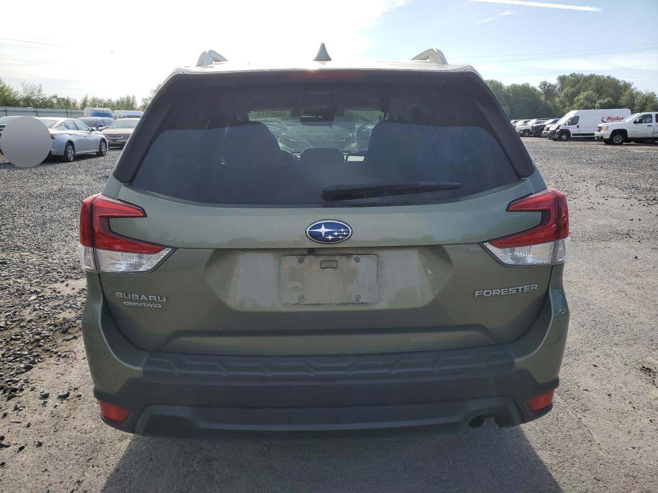 JF2SKAJC7LH545184 2020 Subaru Forester Premium
