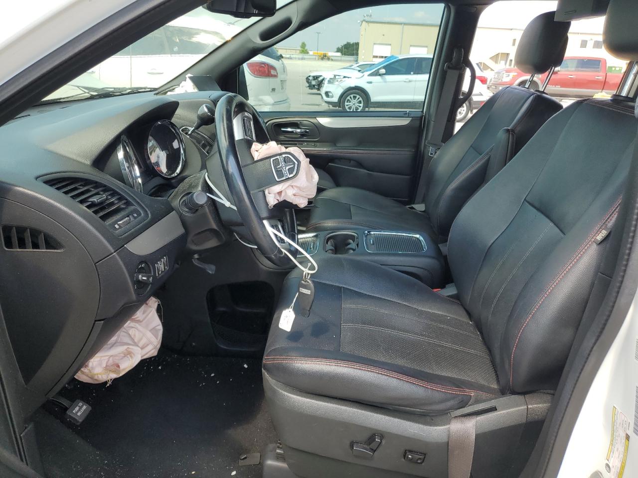 2C4RDGEG6JR150308 2018 Dodge Grand Caravan Gt