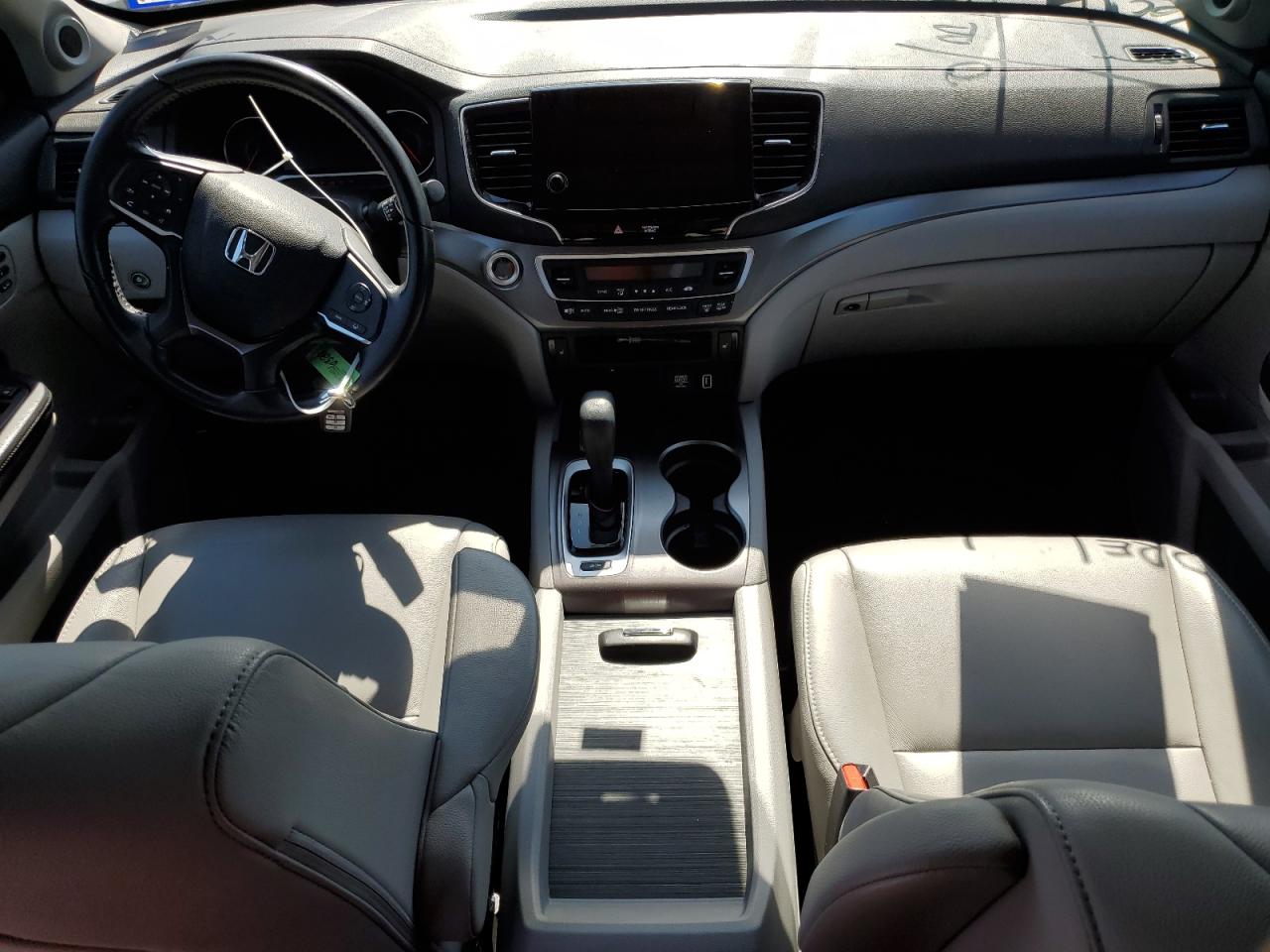 5FNYF5H59KB017995 2019 Honda Pilot Exl