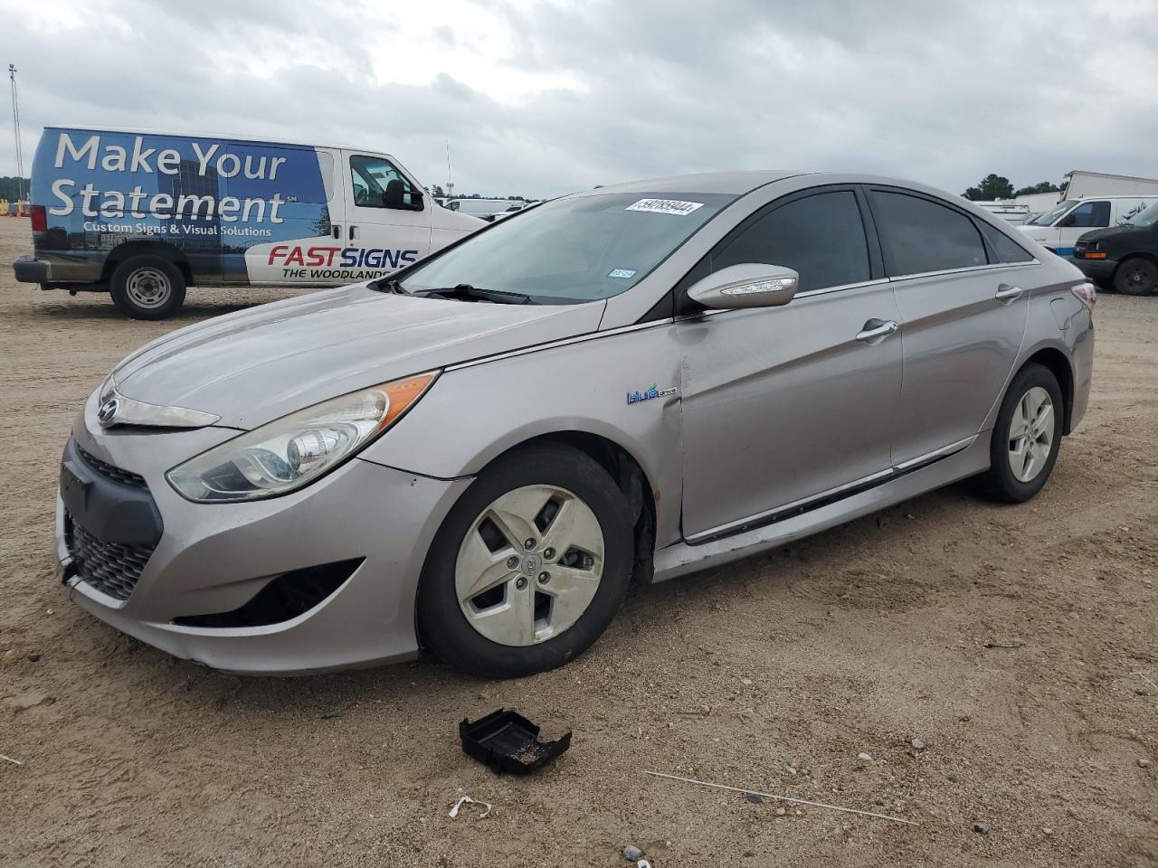 2012 Hyundai Sonata Hybrid vin: KMHEC4A40CA042247