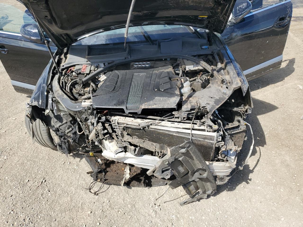 WA1VABF76JD011625 2018 Audi Q7 Prestige