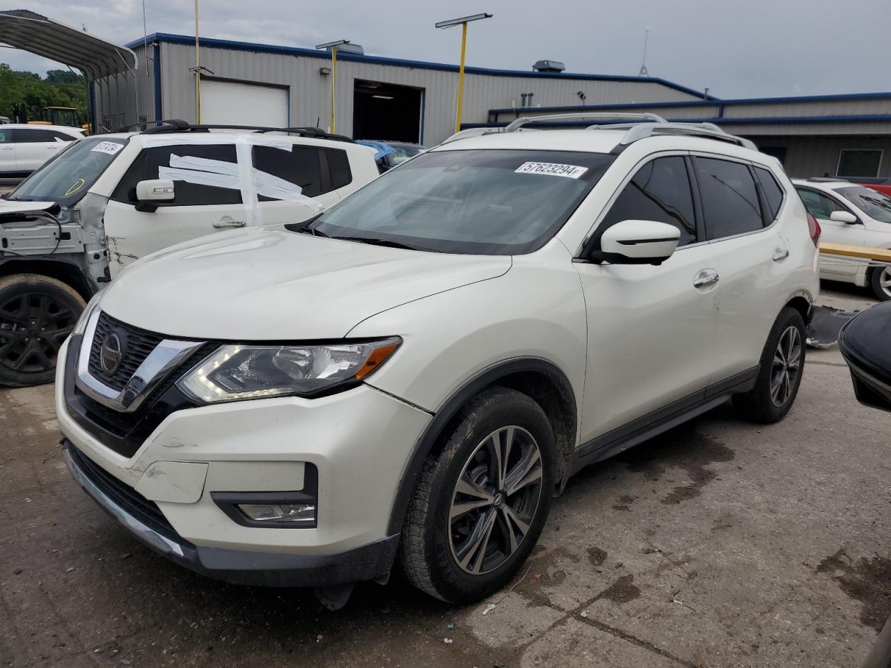 2019 Nissan Rogue S vin: 5N1AT2MT8KC767202