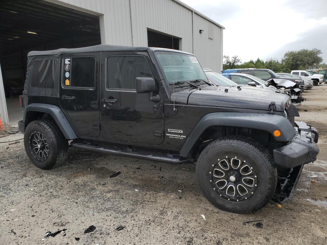 2015 Jeep Wrangler Unlimited Sport vin: 1C4BJWDG3FL565091