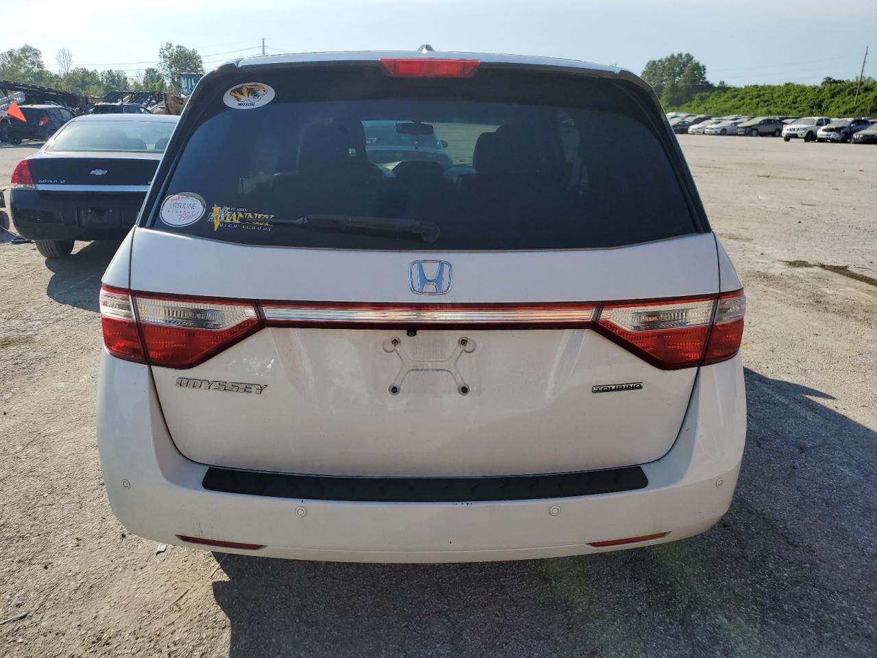 2012 Honda Odyssey Touring vin: 5FNRL5H92CB098954