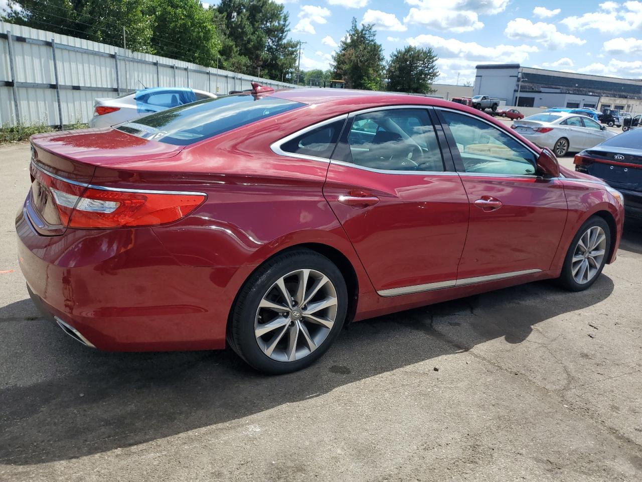 2016 Hyundai Azera vin: KMHFG4JG3GA549989