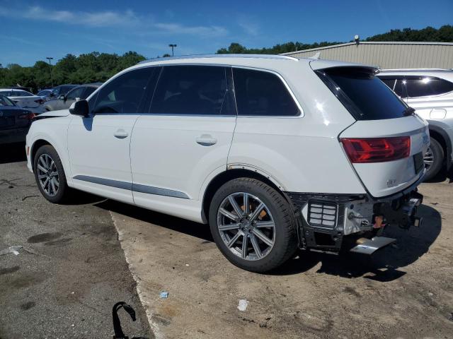 VIN WA1LAAF78KD000449 2019 Audi Q7, Premium Plus no.2