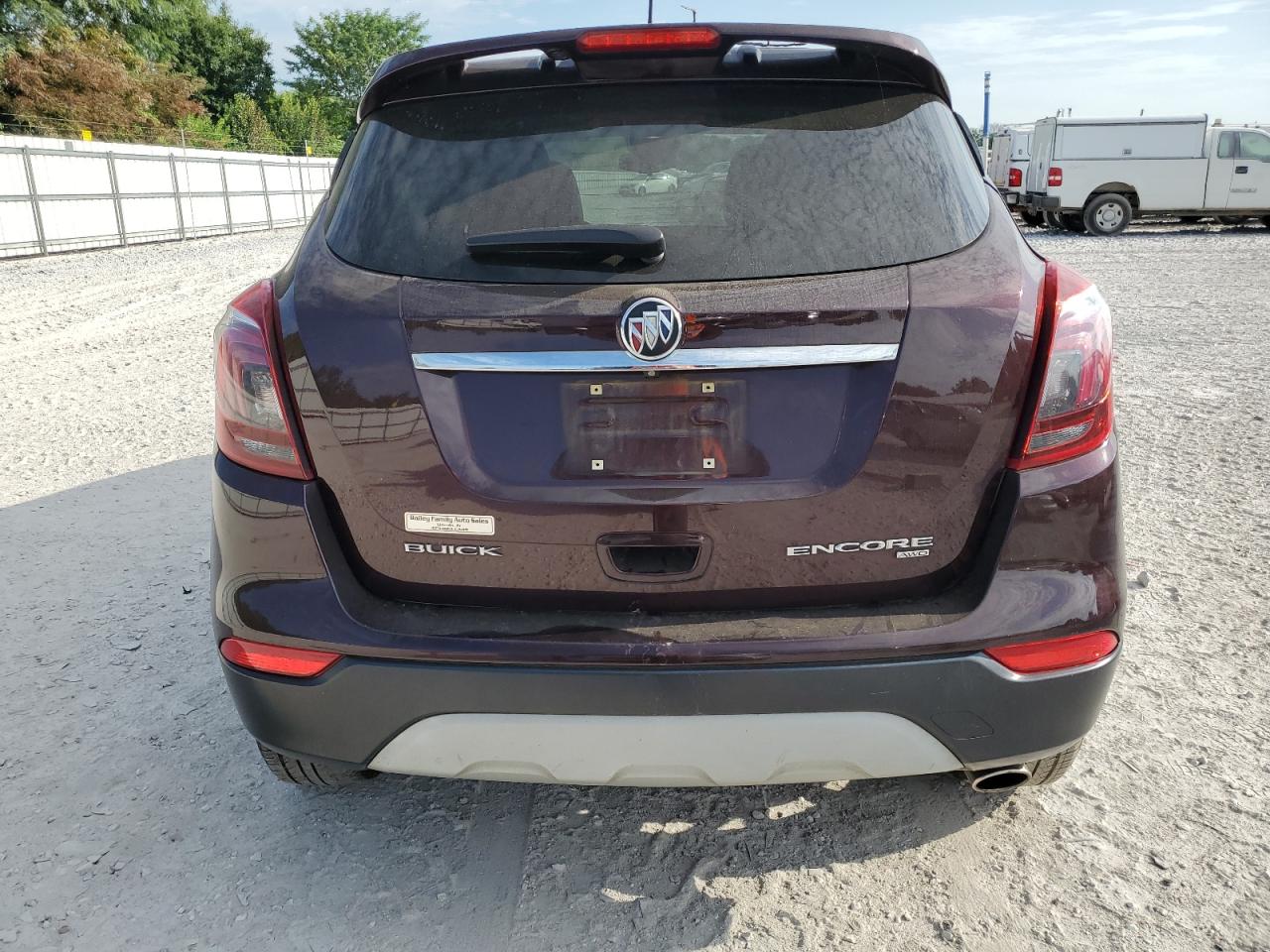 KL4CJ2SBXJB558913 2018 Buick Encore Sport Touring