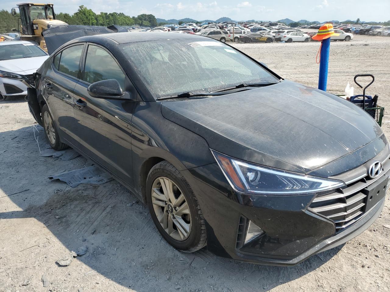 2019 Hyundai Elantra Sel vin: 5NPD84LF0KH444129