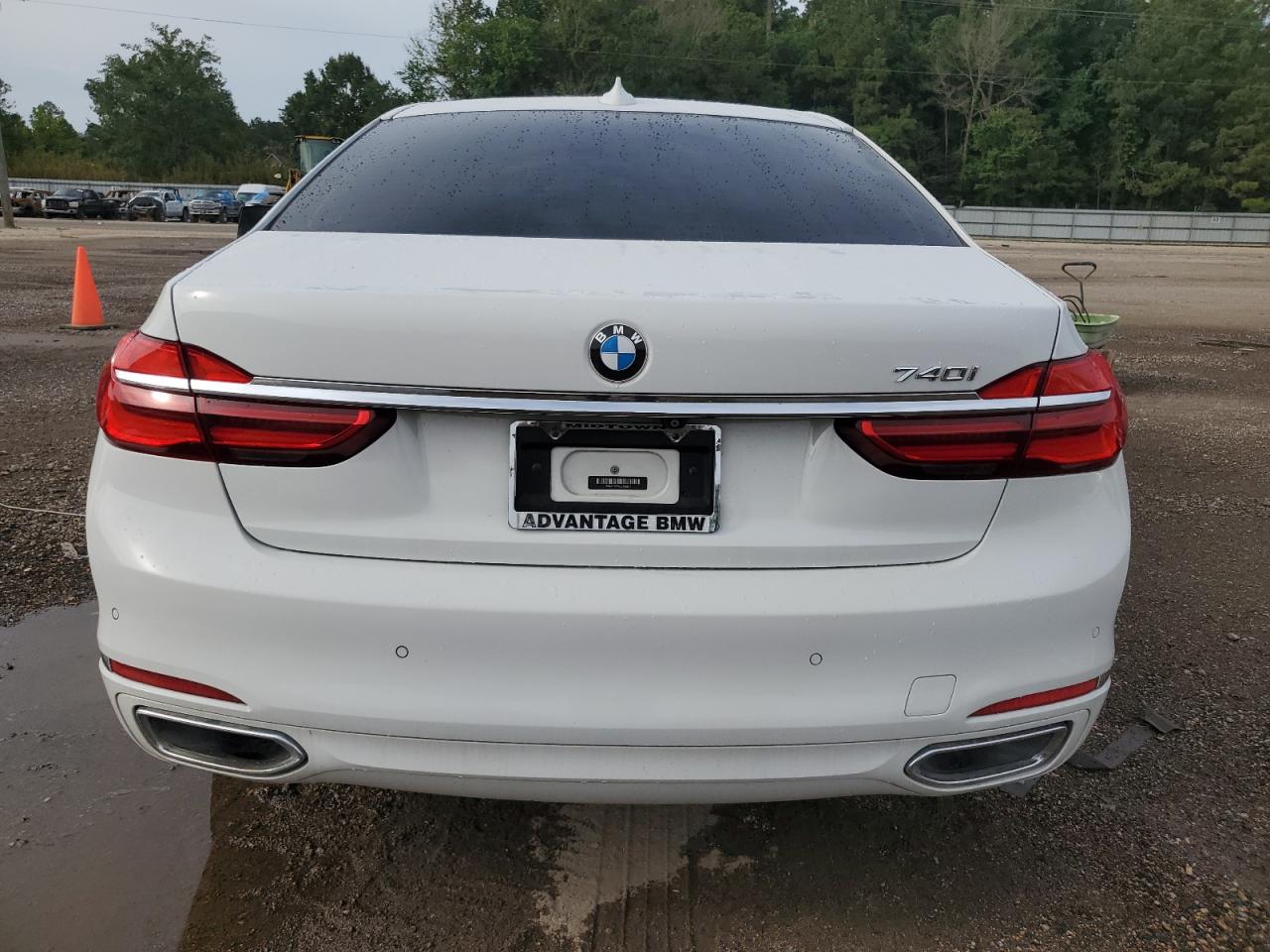 2018 BMW 740 I vin: WBA7E2C55JG742807