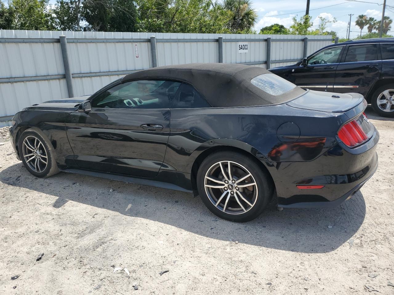 2016 Ford Mustang vin: 1FATP8UH9G5280530