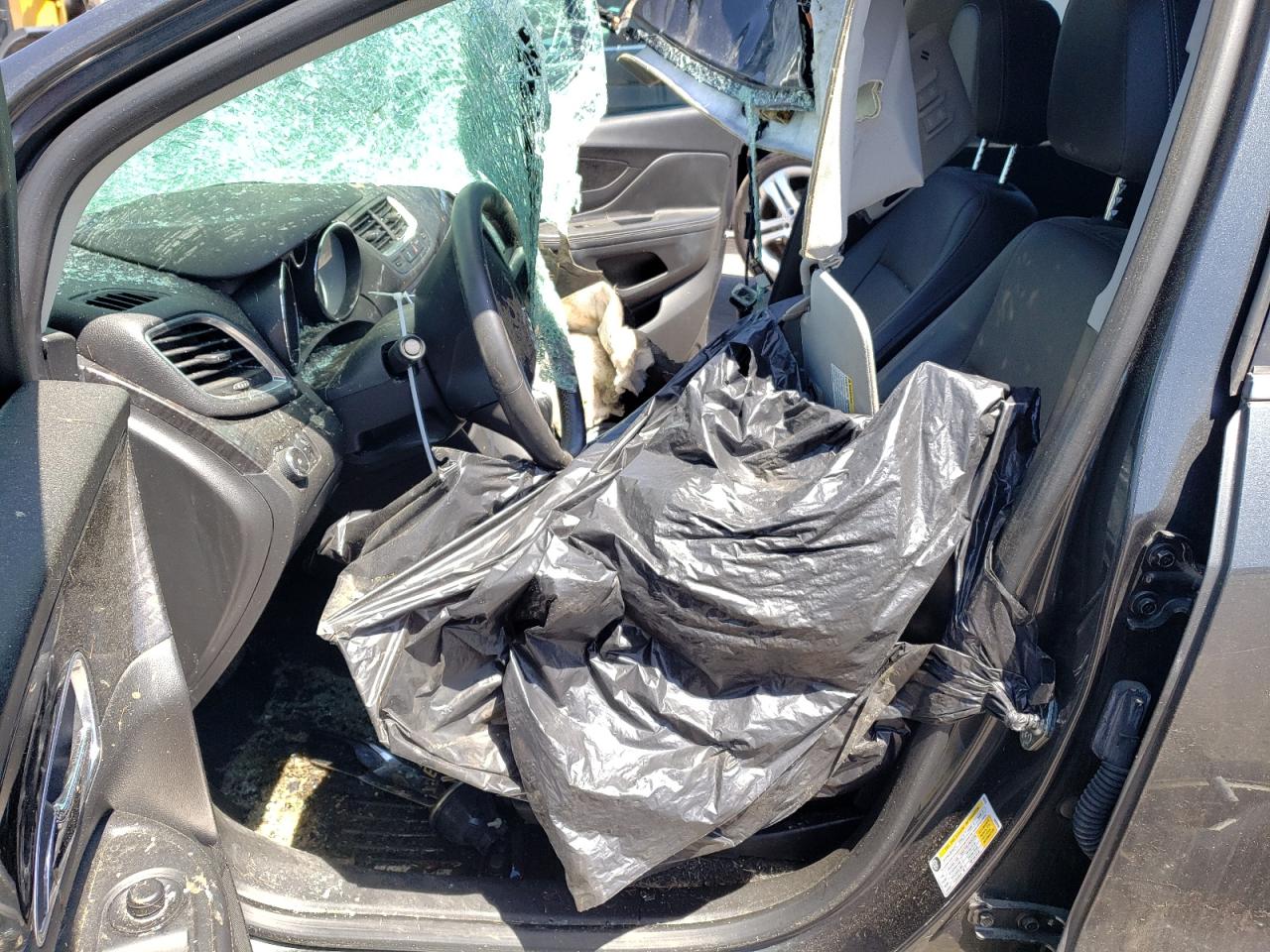 KL4CJGSB2GB623050 2016 Buick Encore