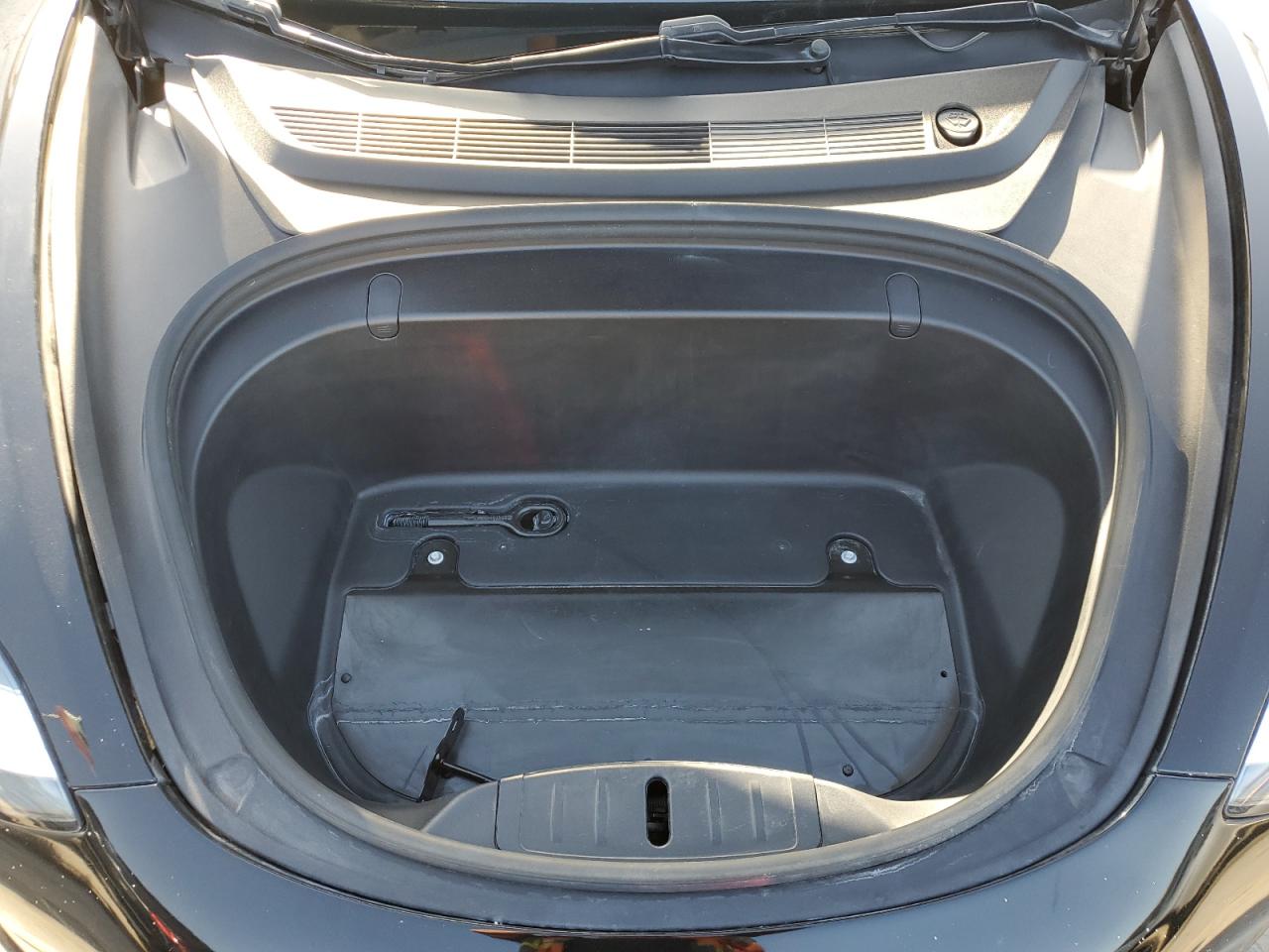 5YJ3E1EA7KF297035 2019 Tesla Model 3