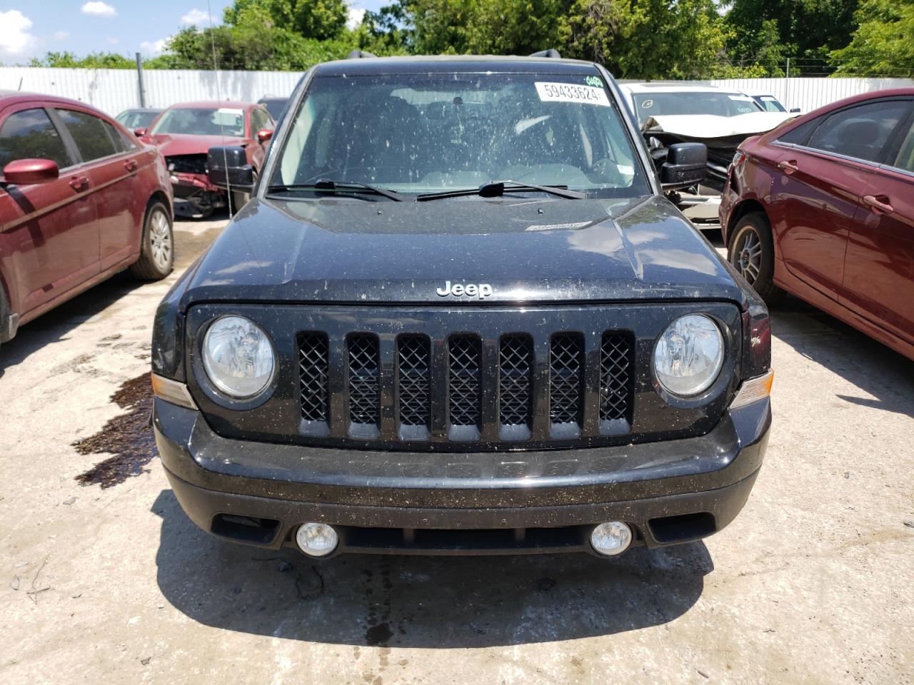 2016 Jeep Patriot Latitude vin: 1C4NJPFA1GD609564