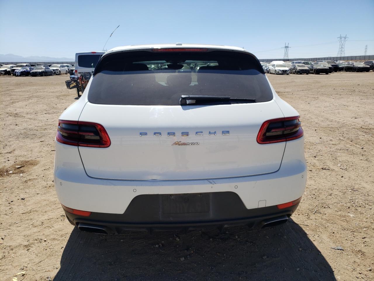 WP1AA2A53HLB06782 2017 Porsche Macan
