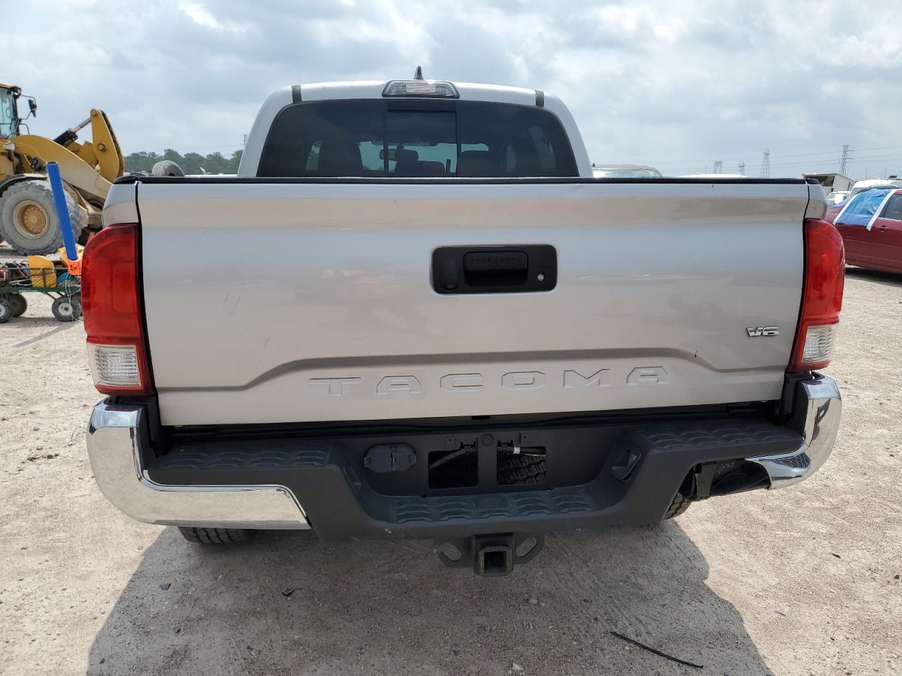 5TFCZ5AN8HX068771 2017 Toyota Tacoma Double Cab