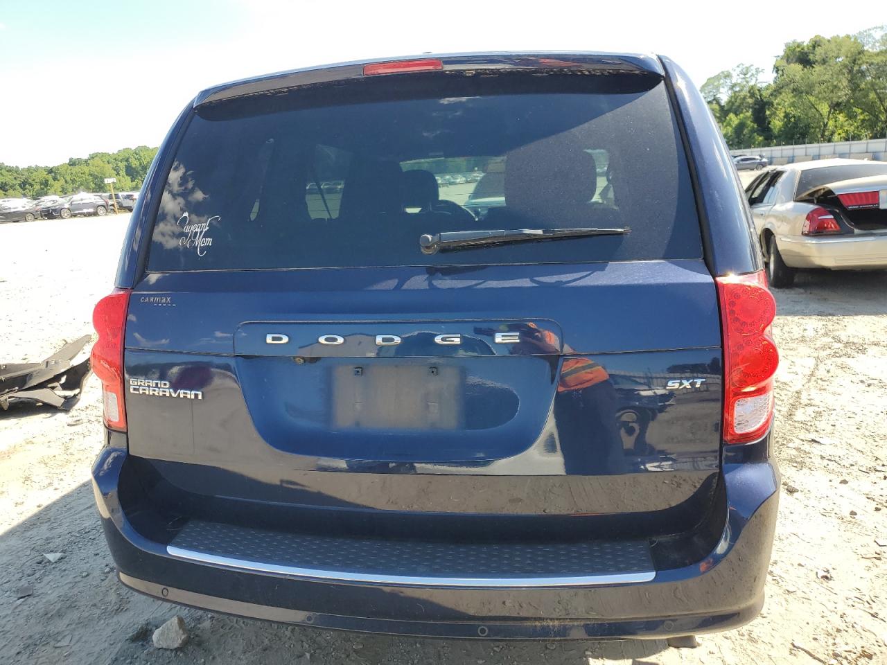 2C4RDGCG3HR713795 2017 Dodge Grand Caravan Sxt