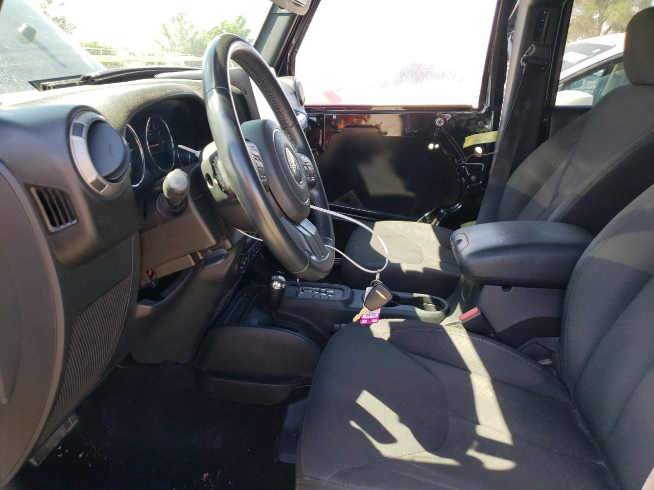 1C4BJWDG0EL211754 2014 Jeep Wrangler Unlimited Sport