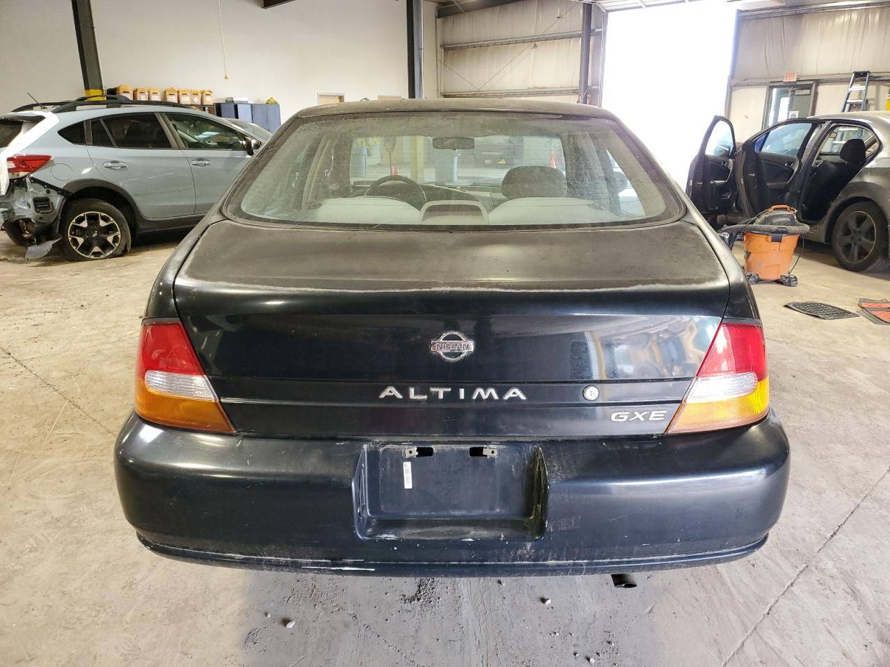 1N4DL01D2XC160812 1999 Nissan Altima Xe