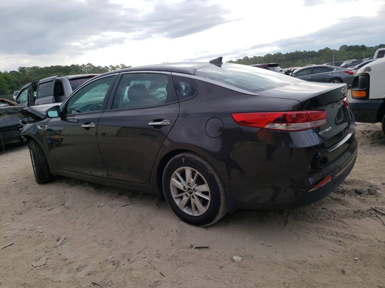 KNAGT4L39J5233606 2018 Kia Optima Lx