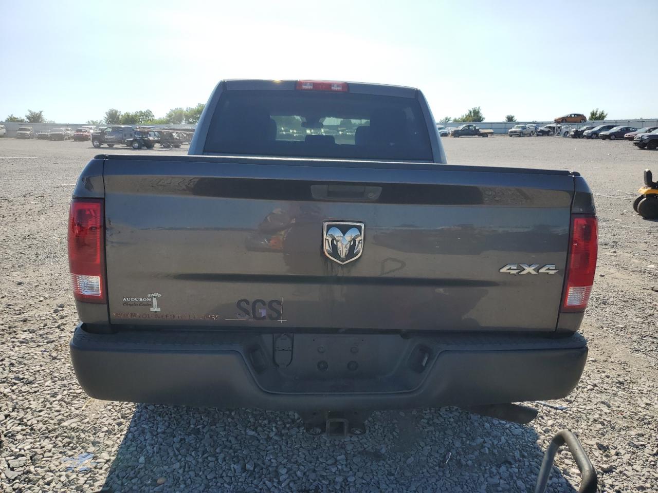 1C6RR7KT7FS704018 2015 Ram 1500 St