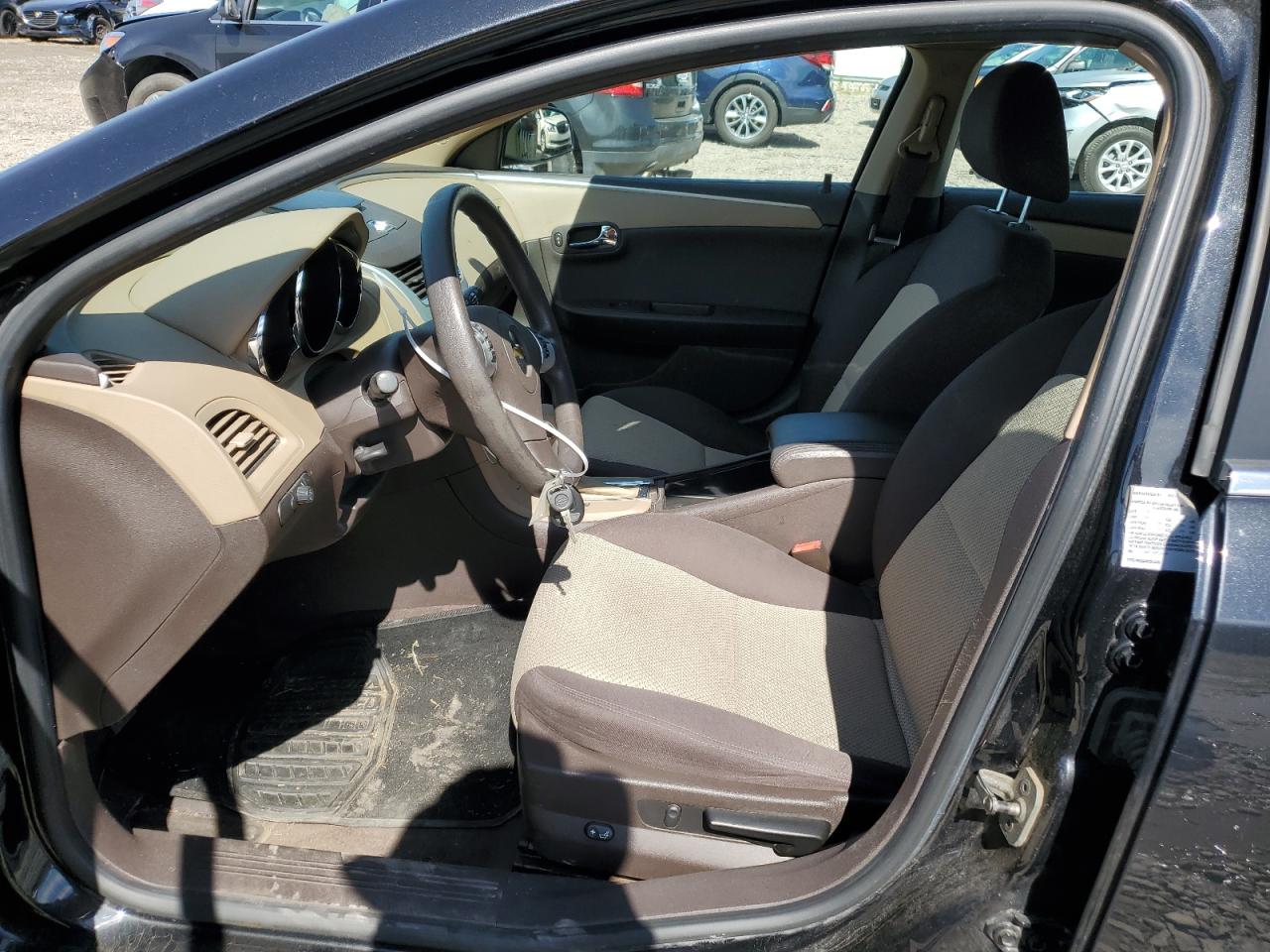 1G1ZB5EU8BF233594 2011 Chevrolet Malibu Ls