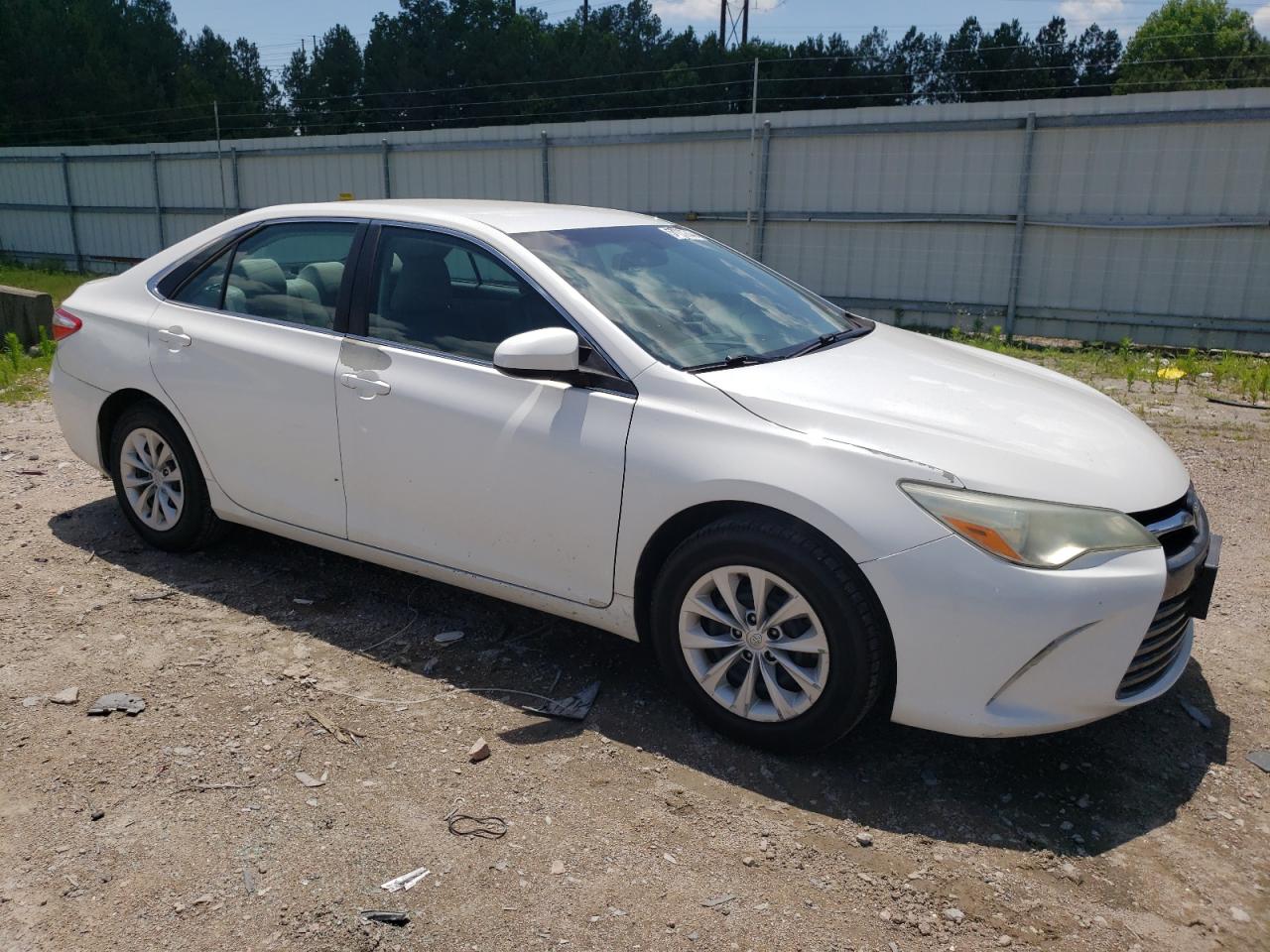 4T4BF1FKXFR480248 2015 Toyota Camry Le