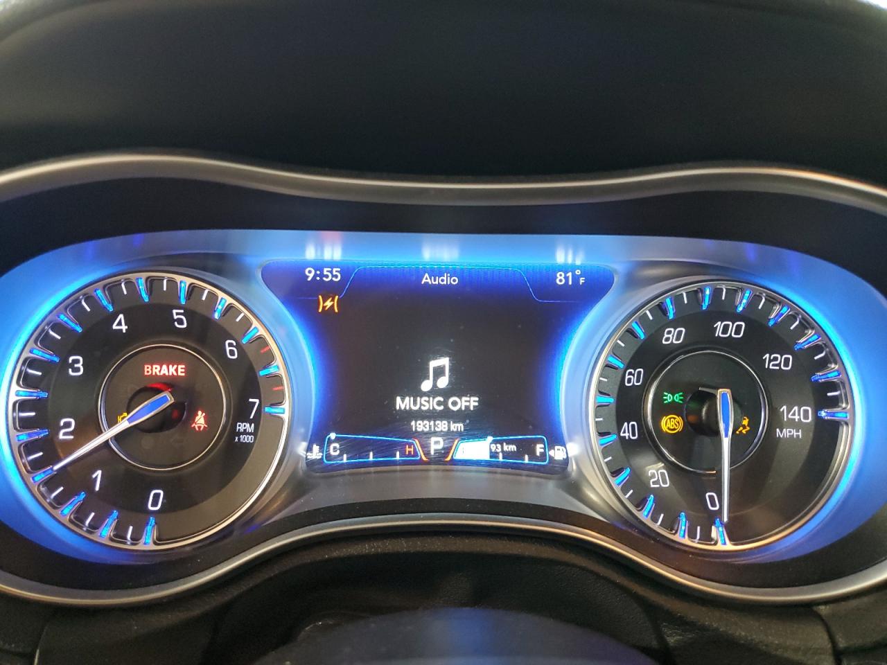 2C3CCAEG1JH127101 2018 Chrysler 300 Limited