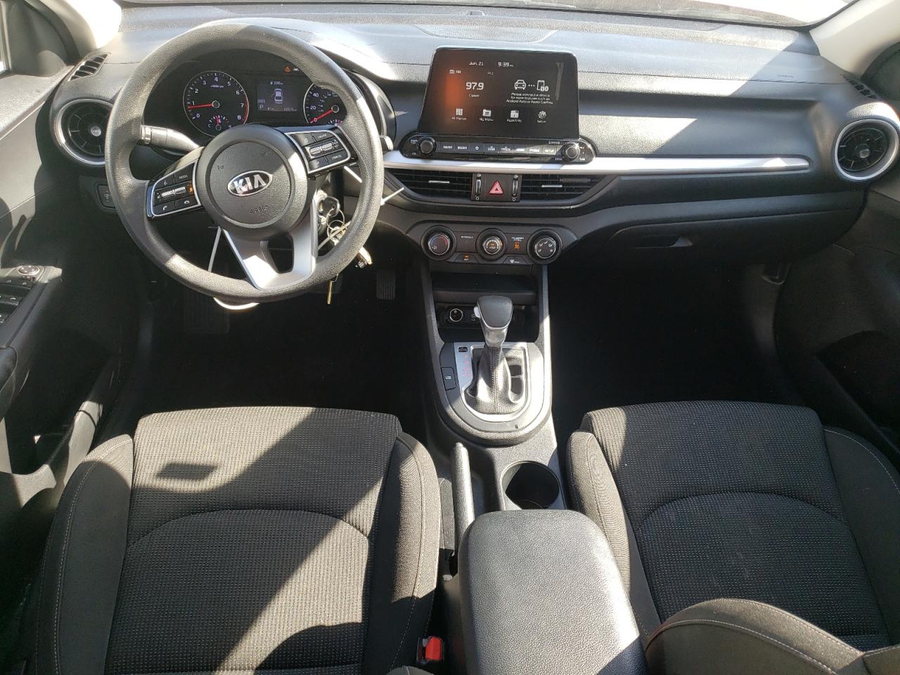 3KPF24AD4ME312672 2021 Kia Forte Fe