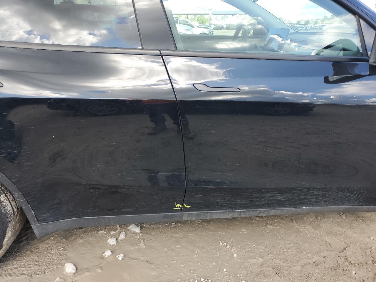 7SAYGAEE6PF805461 2023 Tesla Model Y