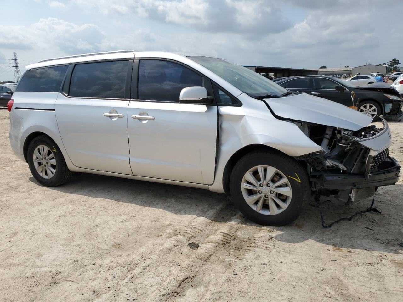 KNDMB5C17H6312564 2017 Kia Sedona Lx