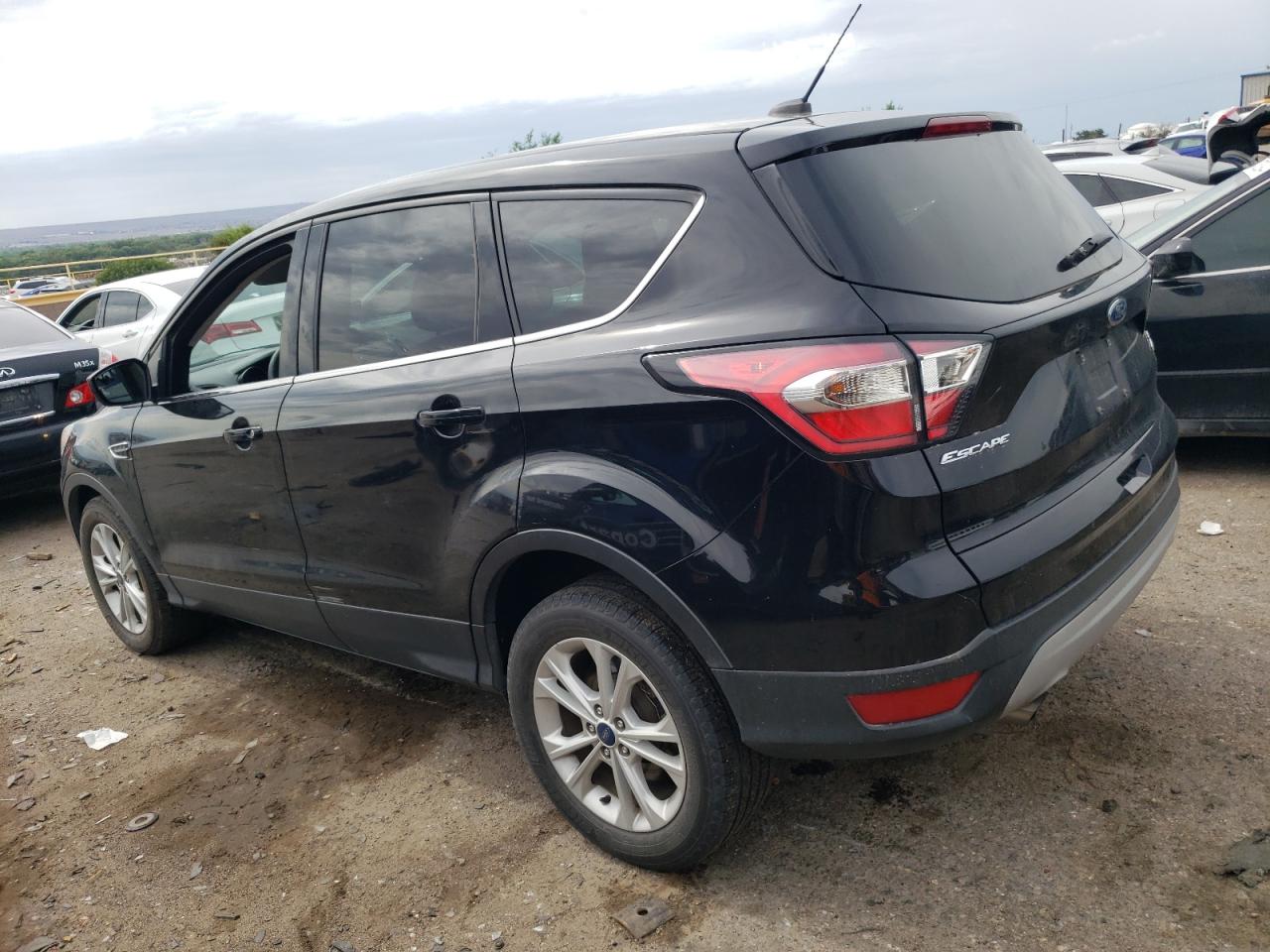 2017 Ford Escape Se vin: 1FMCU9GD9HUC02964