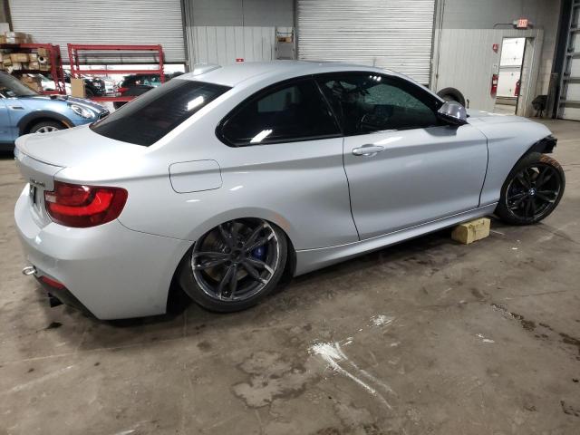 VIN WBA2G3C5XHV640726 2017 BMW 2 Series, M240XI no.3