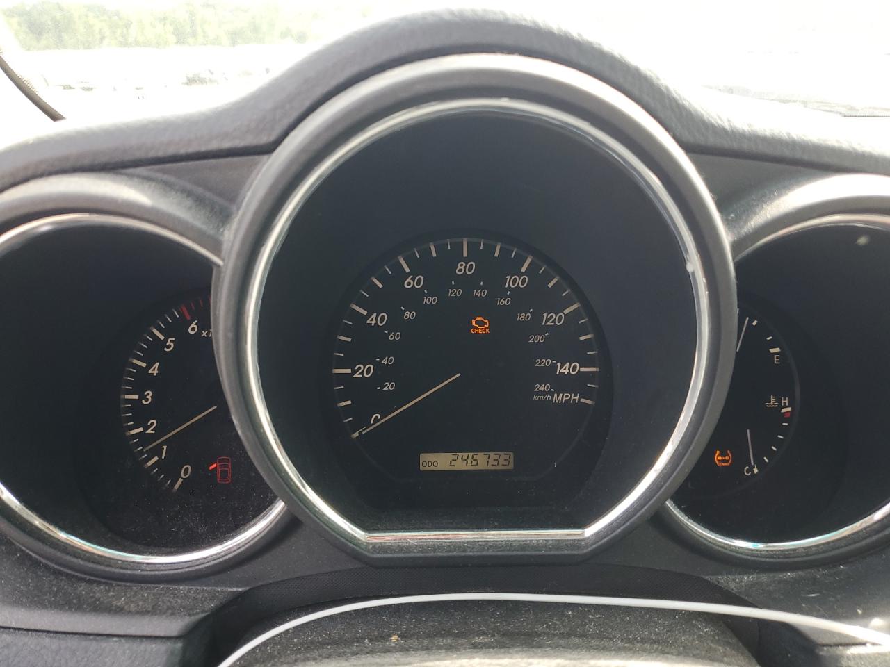 2T2GA31U65C041384 2005 Lexus Rx 330