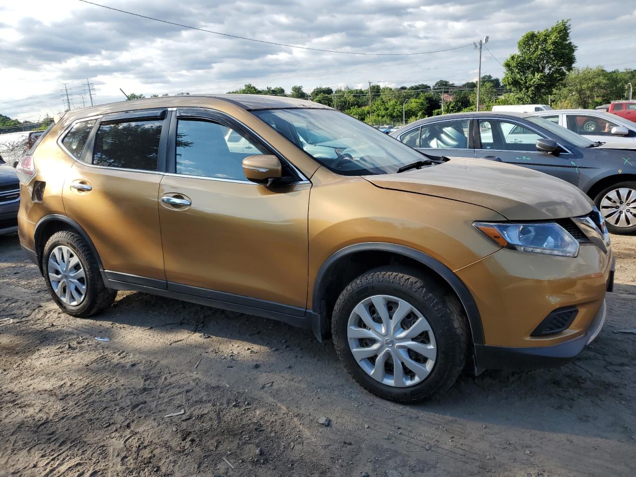 2014 Nissan Rogue S vin: 5N1AT2MK5EC795745