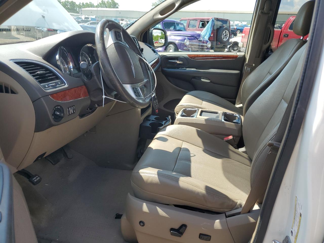 2C4RC1BG4CR326828 2012 Chrysler Town & Country Touring