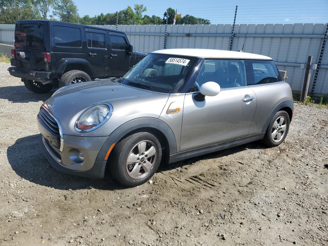 2017 Mini Cooper vin: WMWXP5C3XH3C64446