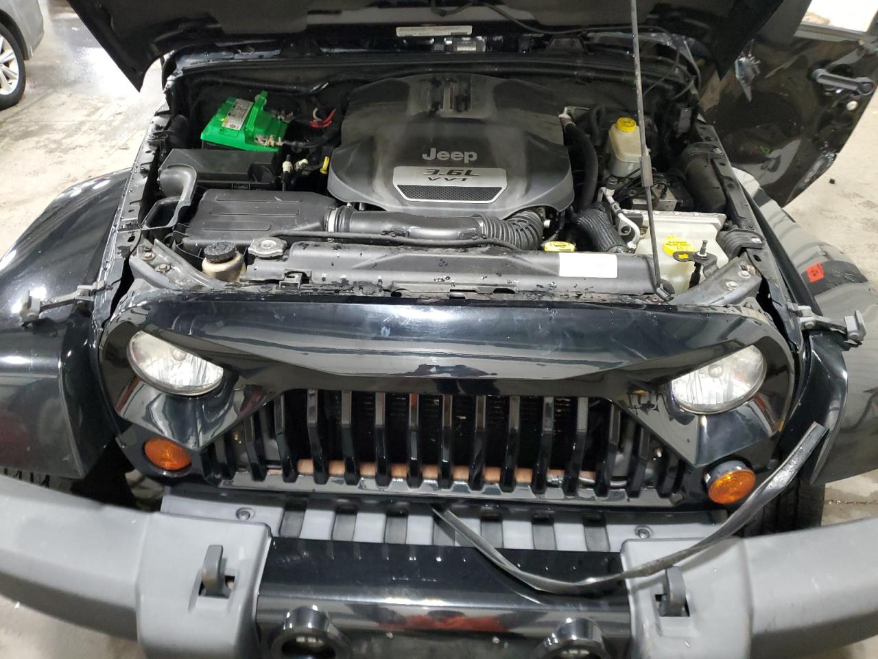 1C4HJWEGXCL254892 2012 Jeep Wrangler Unlimited Sahara