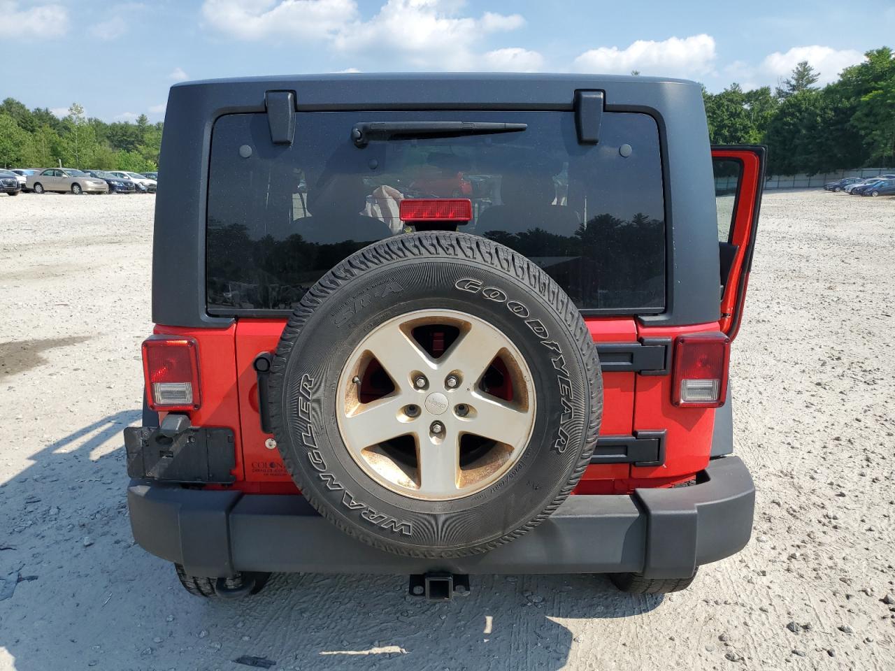 1C4AJWAGXGL286013 2016 Jeep Wrangler Sport