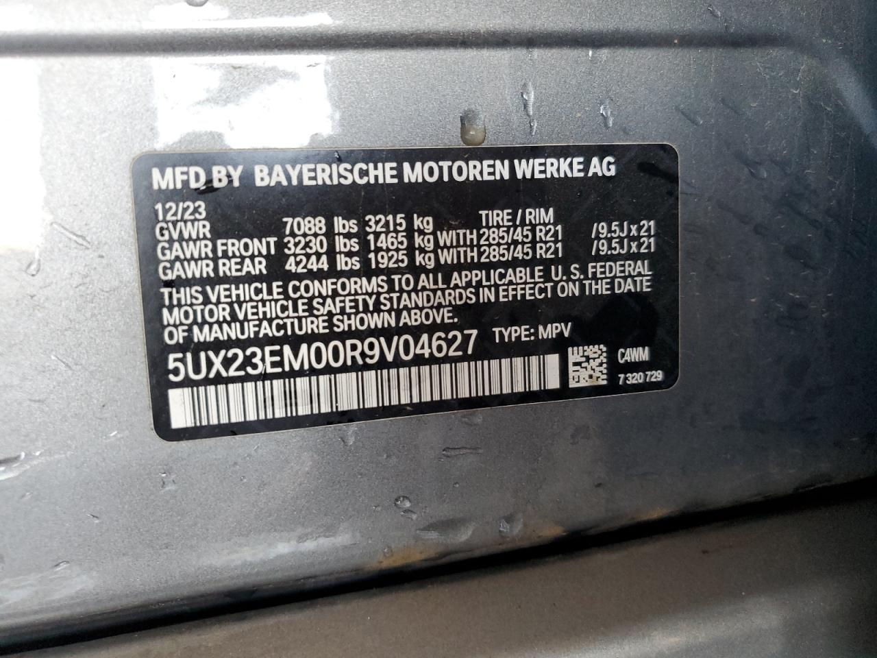 5UX23EM00R9V04627 2024 BMW X7 xDrive40I