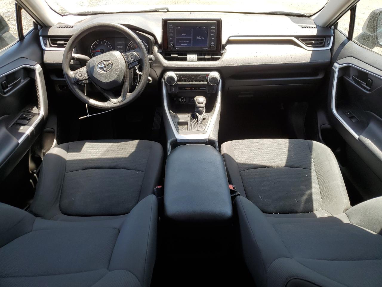 2T3H1RFV6MC131766 2021 Toyota Rav4 Le