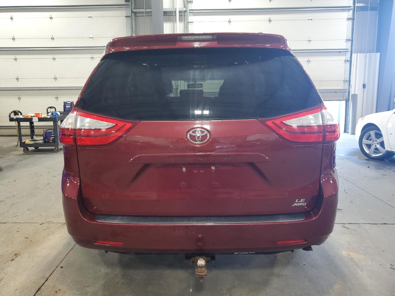 Lot #2912063710 2015 TOYOTA SIENNA LE